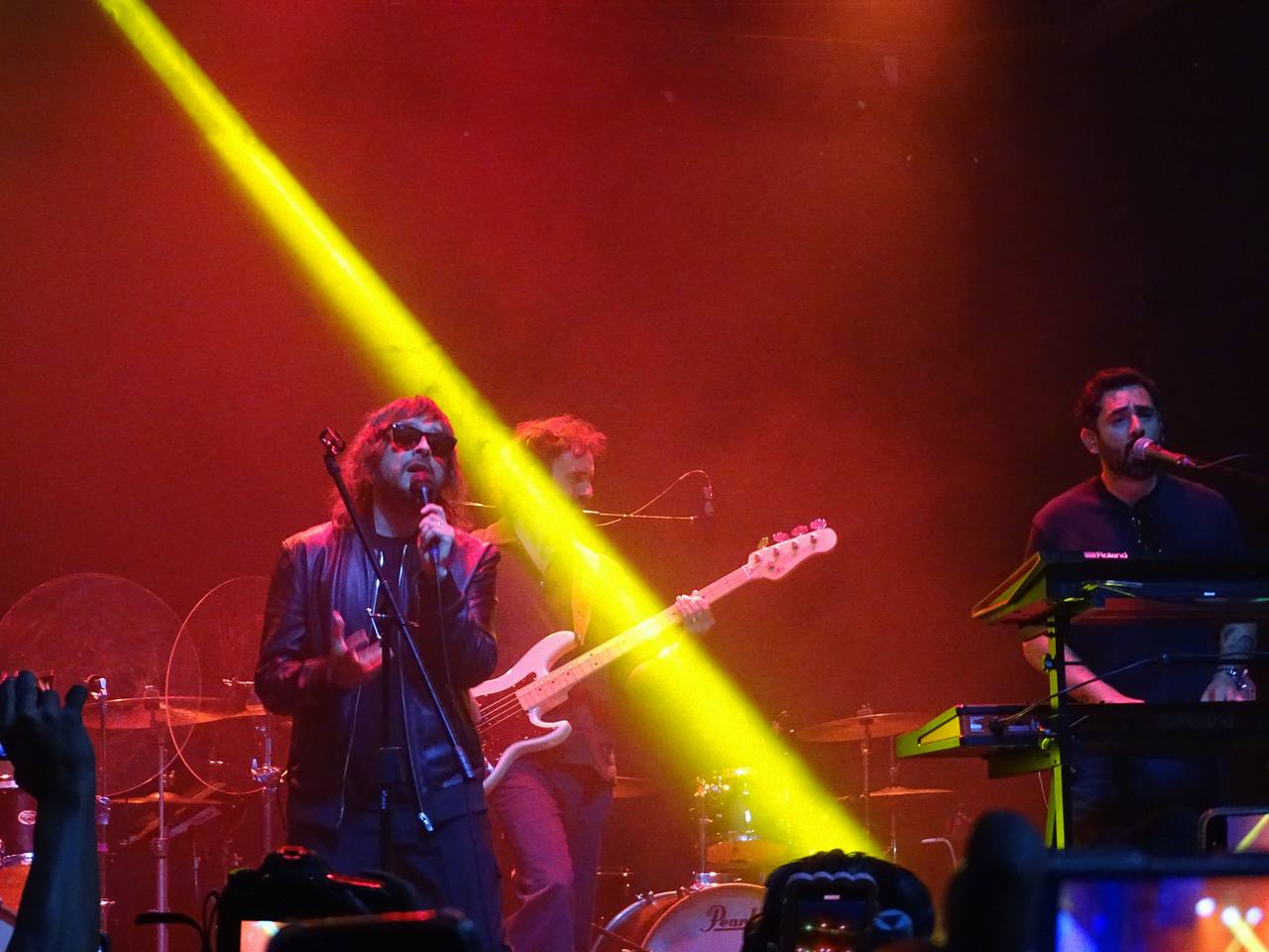 Fotografía del show case de Camilo Séptimo en CDMX por Diego Reséndiz